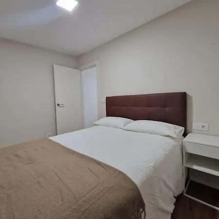 Atico Cork * Vigo
